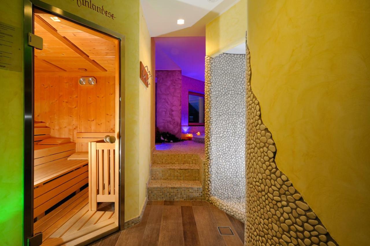 Boutique Hotel Diana Madonna Kültér fotó